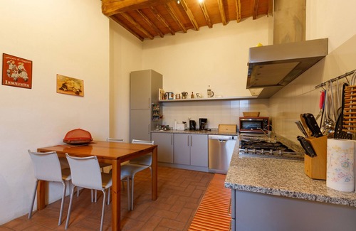 Larciano Apartment | Bioagriturismo Benessere LA COLLINA - LA MAGNOLIA - with a magnificent view