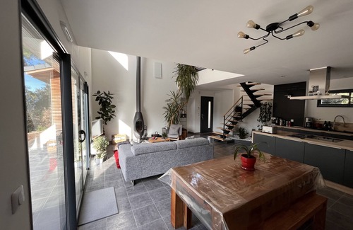 Saint-Julien-de-Peyrolas Villa | Bioclimatic house on the edge of a forest Heated swimming pool - Gorges de l'Ardèche