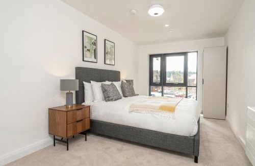 Godalming Apartment | Birchgrove Pepperpot House Exclusively for 65s