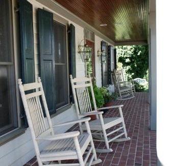 Bird In Hand Bed & Breakfast | Bird-in-Hand Village Inn & Suites