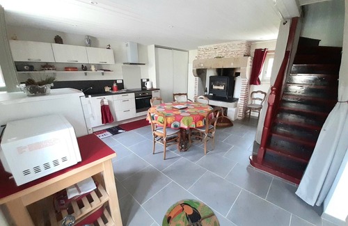 Prechac Cottage | Bird lodge