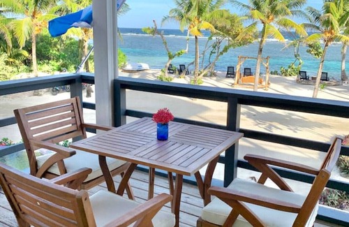 Roatan Villa | Bird of Paradise Villa at Curacion Beach Resort - Beachfront, Kayaks, Pool