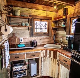 Lampasas House | Bird's Nest at Bent Tree Ranch