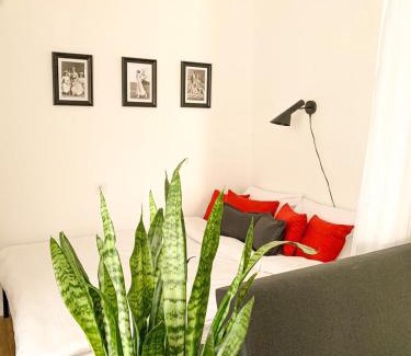 Petrovskoye Apartment | Birdie Home at Nauky metro