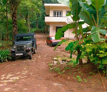 Kanbylu Baichanalli Apartment | Birds Valley Estate stay by dew Drops