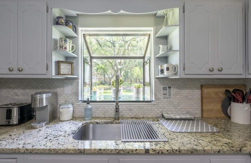 Freeport House | Birdsong Cottage, Freeport