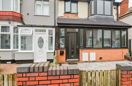 Birmingham House | Birmingham City Modern Central Double Rooms With En-suites