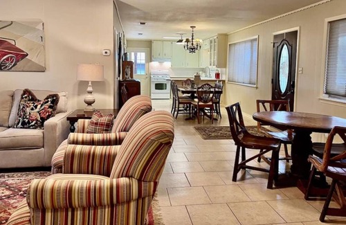 Llano House | Birmingham House- Blocks from the Llano River, Shopping, and Restaurants