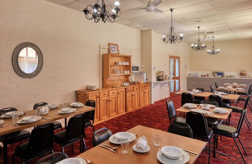 Narrandera Hotel | Bishops Lodge Narrandera