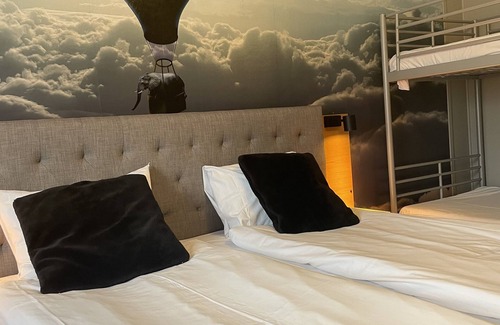 Vimmerby Hotel | Björkbackens Karaktärshotell