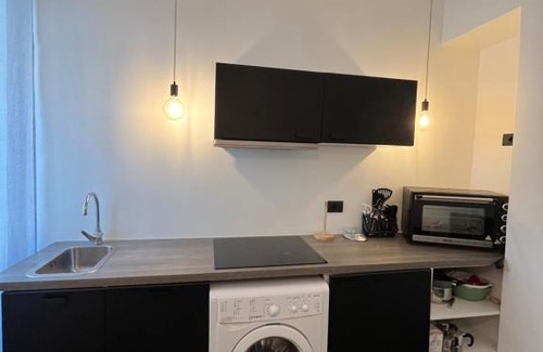 San Donato - Campidoglio Apartment | Black and White Home