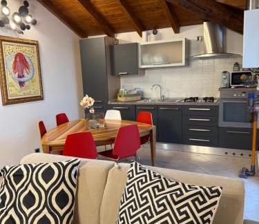 Ponte San Pietro Apartment | Black and White