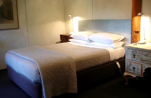 Borenore Bed & Breakfast | Black Sheep Inn