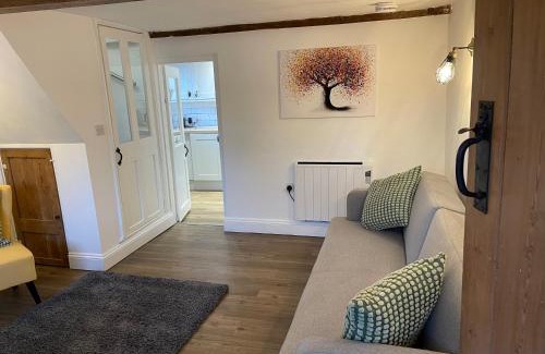 Twywell House | Blackbird Cottage