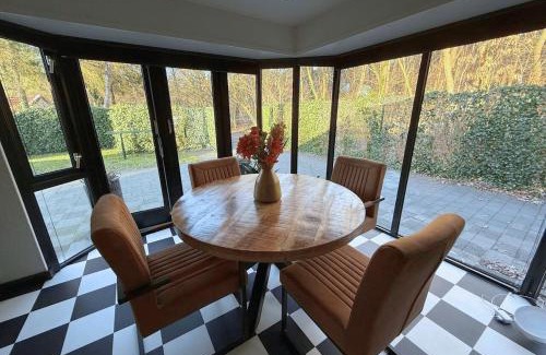 Hattemerbroek Apartment | BlackPearl Chalet Luxury Escape near Veluwe