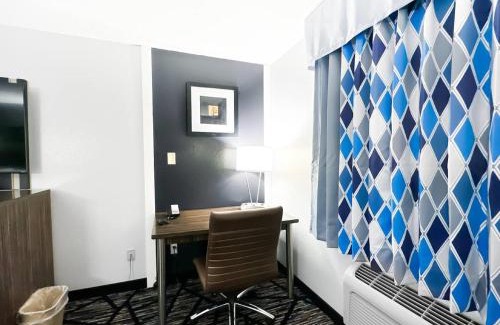 Blaine Hotel | Blaine Town Inn & Suites