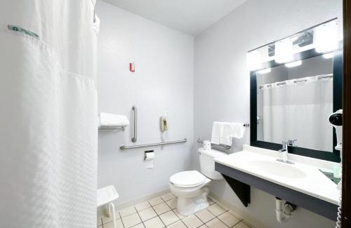 Blaine Hotel | Blaine Town Inn & Suites