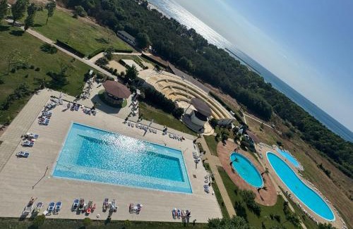 Neptun Apartment | BLAXY Resort STEFI