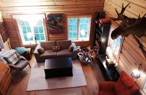 Al House | Blazerbu Four-Bedroom Chalet