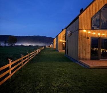 Nowy Targ Ski Chalet | Bliżej GÓR- nowoczesne domki w górach z balią