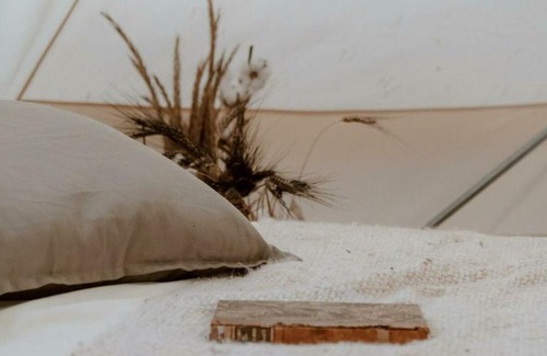 Zuna House | Blije haventent met prive sanitair - 2-4 pers