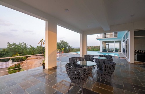Medchal Villa | Bliss Farm Stay- Hilltop