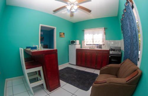 Gibson Bight Apartment | Bliss on the Bay Single Bed