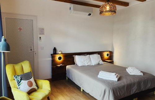 Santa Maria e Sao Miguel Apartment | Blissful Garden Studio