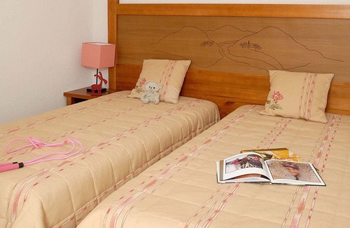 Trebas House | Blissful Holiday Home in Trébas with Sauna