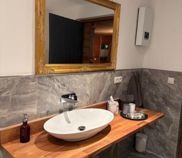 Kempenich House | Blockhütte Engeln-Eifel