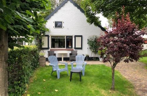 Aperloo Bed & Breakfast | Bloemenboerderij Aperloo