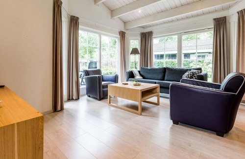 Lunteren Ski Chalet | ✓ Blokhut II at Landgoed de Scheleberg ✓ Holiday home for 4 persons ✓ Situated in Lunteren (Gelderland) ✓ Holiday park at the Veluwe ✓ Book directly at the park