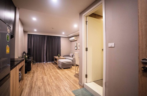 Sathorn Apartment | Blossom Condo Sathon-Charoenrat