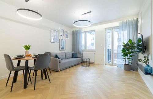 Katowice Apartment | Blue Apartment Ceglana - FREE PARKING - Self check-in