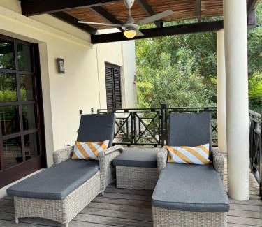 Sint Michiel Villa | Blue Bay BEACH Villa 25 3-min beach-pool-golf