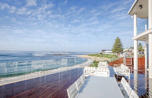 Blue Bay House | Blue Bay on The Beach