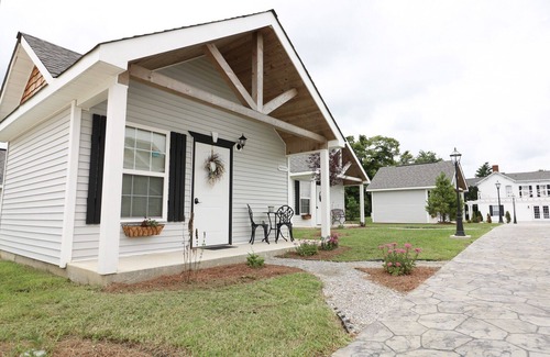 Dry Ridge Cottage | Blue Goose - Close to the Ark Encounter