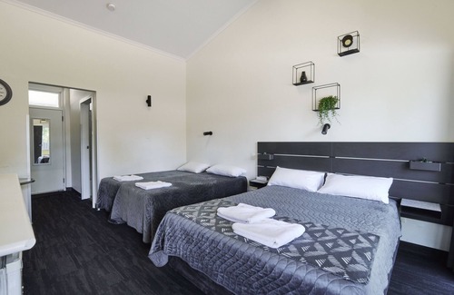 Fairview Park Hotel | Blue Gums Hotel
