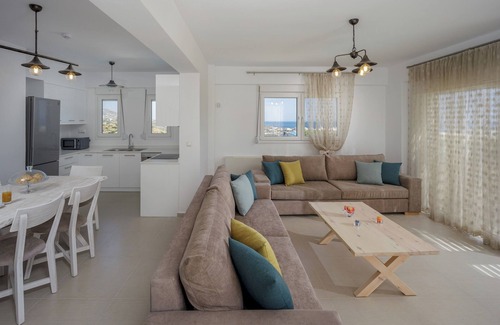 Lygaria Villa | Blue Hills Villas by Estia, Green 3