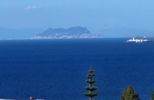 Ksar es Seghir Apartment | Blue Horizon-Ghougine