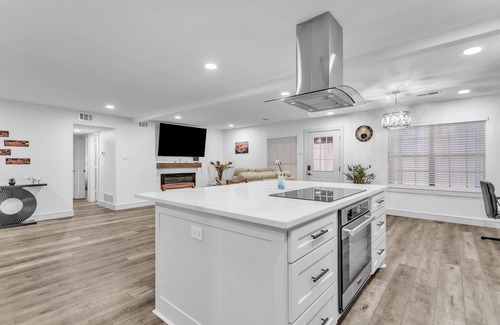 Elmo House | Blue Horizon Retreat - Nr Lake Ray Hubbard - Rockwall/Heath/Dallas.