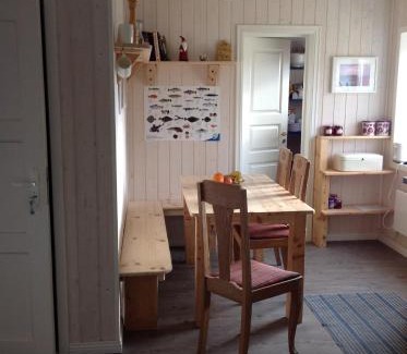 Mehamn Apartment | Blue House I at the end of the World