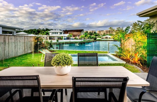 Trinity Beach Apartment | Blue Lagoon Villa A