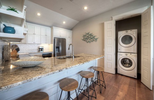 Old Town House | Blue Marlin at Trout Street | Balcony w/Marina Views | Walk to Port A Nightlife
