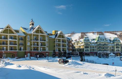 The Blue Mountains Hotel | Blue Mountain Resort Mosaic Suites