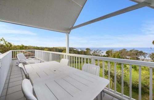 Arrawarra Headland House | Blue Oar Beach House Arrawarra Headland