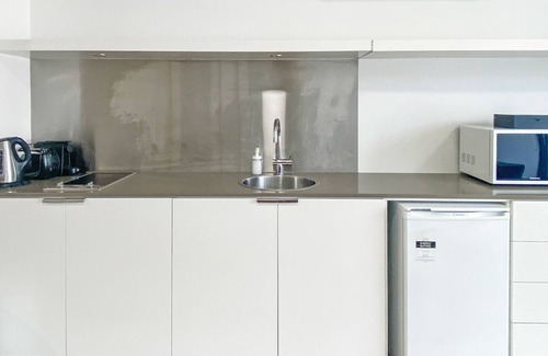 Nelly Bay Apartment | Blue on Blue Superior Studio Room 1351