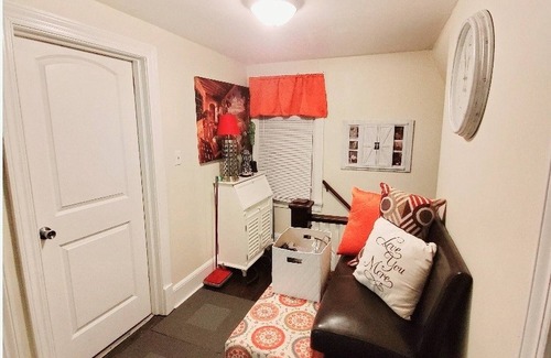 Dover Apartment | Blue Room in Delaware