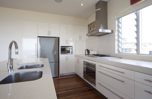Gerroa House | BLUE SALT-Great water views. Wood Fire. Lower rates & 3 for 2 nights in winter.