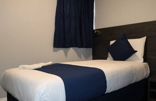 Seven Kings Hotel | Blue Sapphire Hotel